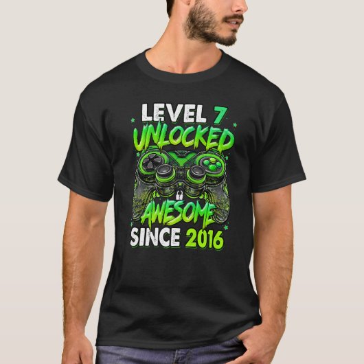 Niveau 7 niet-vergrendeld Geweldige sinds 2016 7e  T-shirt (Voorkant)