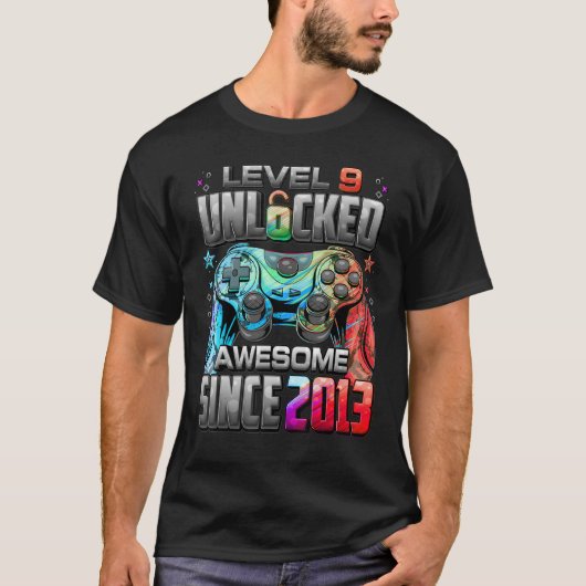 Niveau 9 niet-vergrendeld Geweldige sinds 2013 9e  T-shirt (Voorkant)