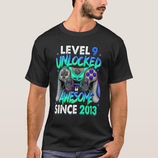 Niveau 9 niet-vergrendeld Geweldige sinds 2013 9e T-shirt (Voorkant)