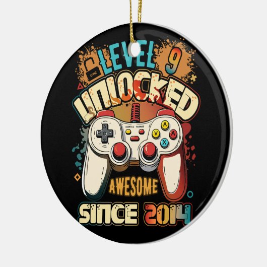 Niveau 9 niet-vergrendeld Geweldige sinds 2014 9e  Keramisch Ornament (Links)