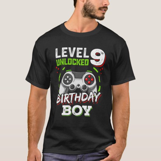 Niveau 9 ontgrendelde Birthday Boy Video Gamer Lev T-shirt (Voorkant)