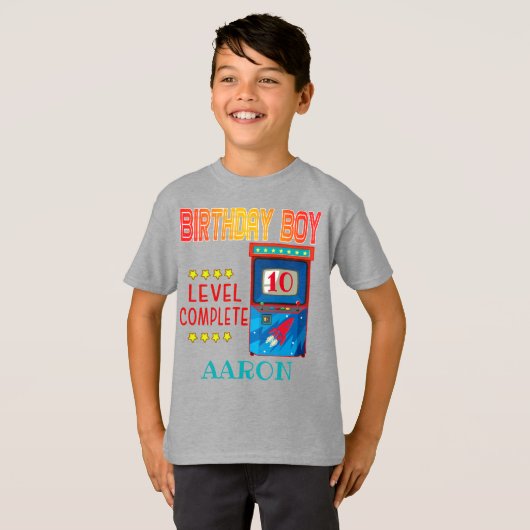 Niveau Complete Arcade Game Birthday Boy T-shirt (Voorkant volledig)