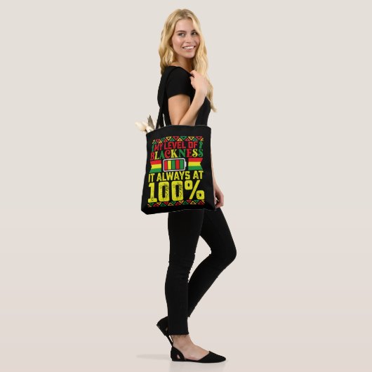Niveau van zwartheid Juneteenth Black Geschiedenis Tote Bag (Op model)