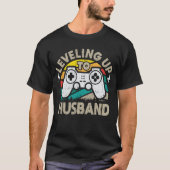 Nivelleren tot man bruidegom om bachelor gamer te t-shirt (Voorkant)