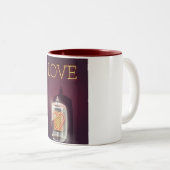 Nixie Tube'Love vintage poster Tweekleurige Koffiemok (Voorkant rechts)