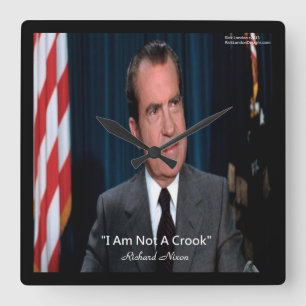 Nixon & Not A Crook Quote Wandklok