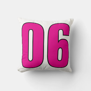 No. 06 – Stijlvolle Numeric Statement Art Kussen
