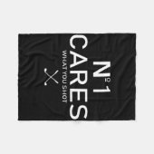 No 1 Cares What You Shot Fleece Deken (Voorkant (Horizontaal))