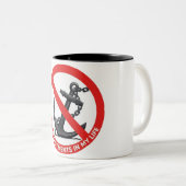 No attachments in my life tweekleurige koffiemok (Voorkant rechts)