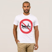 No Horse and Buggy Road Sign T-Shirt (Voorkant volledig)