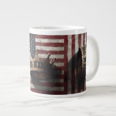 No King – Distressed Crown with American Flag Grote Koffiekop (Voorkant rechts)