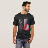 NO KING IN AMERICA SINCE 1776, 4TH OF JULY T-SHIRT (Voorkant volledig)