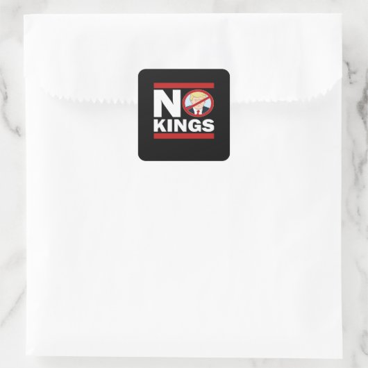 No Kings Anti Classic Minimal Clean Vierkante Sticker (Tas)