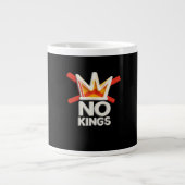 No Kings Anti Minimal Clean Design Grote Koffiekop (Voorkant)