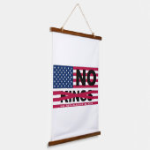 NO KINGS HANGEND WANDKLEED (Gebogen)