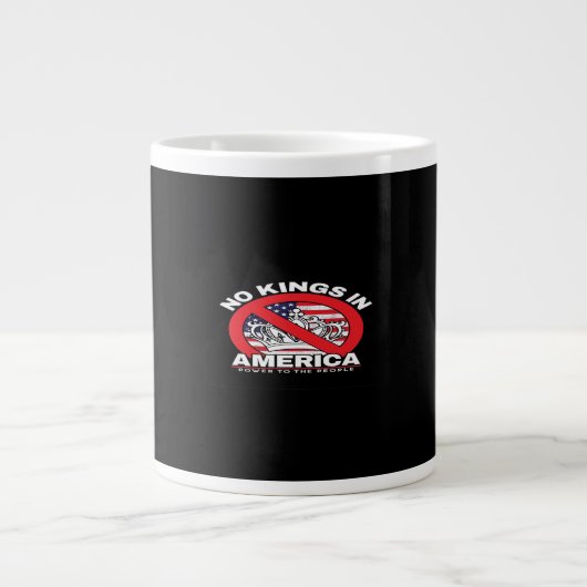 No Kings In America Anti-Monarchy Patriotic Design Grote Koffiekop (Voorkant)
