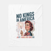 No Kings In America Fabulous Queens Pride 2025 Des Fleece Deken (Voorkant)