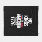 No Kings In America Since 1776 Minimal Clean Fleece Deken (Voorkant (Horizontaal))