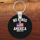 No Kings In America USA Flag Retro Cool Style Sleutelhanger (Voorkant)