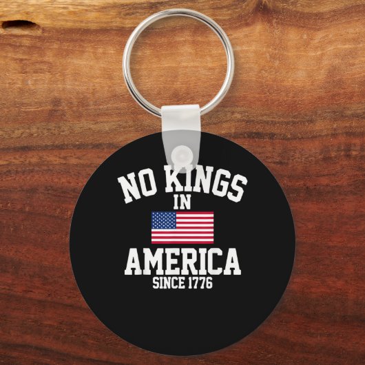 No Kings In America USA Flag Retro Cool Style Sleutelhanger (Voorkant)