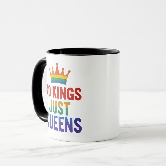 No Kings Just Queens Mug Mok (Voorkant links)