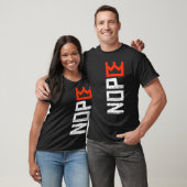 No Kings Nope protestbord verticale vetgedrukte te T-shirt (Unisex)