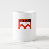 No Kings Protest Graphic Grunge Crown  American Cl Grote Koffiekop (Voorkant)