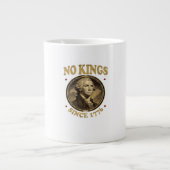 No Kings Since 1776 Classic Grote Koffiekop (Voorkant)