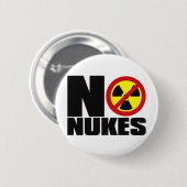 NO_NUKES RONDE BUTTON 5,7 CM (Voorkant /achterkant)