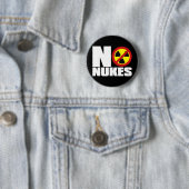 NO_NUKES RONDE BUTTON 5,7 CM (In situ)