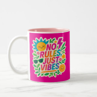 No Rules Just Vibes – Neon Gradient Kawaii-Punk Ty Tweekleurige Koffiemok