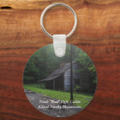 Noah "Bud" Ogle Cabin Sleutelhanger (Voorkant)