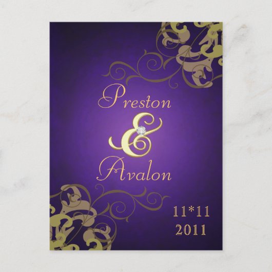 Noble Gold Scroll Paarse Save the Date Briefkaart (Voorkant)