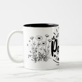 "Nobody's Perfect: een speelse kijk op perfectie" Tweekleurige Koffiemok