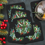 NOEL Berries Greenery Holiday Black Kartonnen Onderzetters<br><div class="desc">Het woord NOEL tussen winterbladeren en bessen op een zwarte achtergrond (of in welke kleur dan ook),  deze papieren onderzetters zijn elegant voor elke feestelijke kerstdag. Punten in onze winkel koppelen.</div>