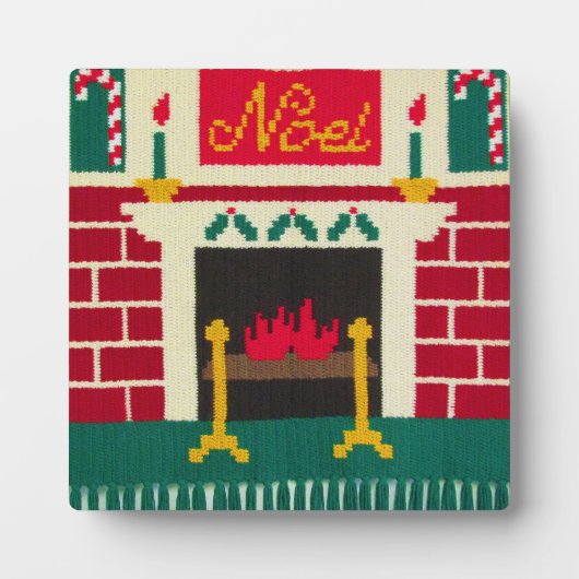 Noel Holiday Brick Fireplace Crochet Free Standing Fotoplaat (Voorkant)