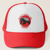 Noem me geen gezegde van Honey Graphige Honey Badg Trucker Pet (Voorkant)