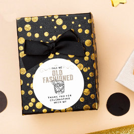 Noem me ouderwetse retro witte whisky verjaardag ronde sticker