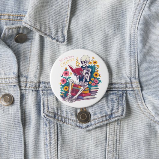 Nog één hoofdstuk skelet leesboeklezer ronde button 7,6 cm (In situ)