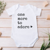 Nog één om de zwangerschapsaankondiging te aanbidd romper