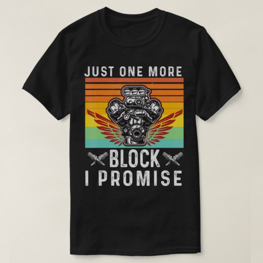 Nog maar één blokcode met mechanische engine en t-shirt (Design voorkant)