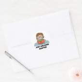 Nog Maar Één Hoofdstuk, Lezend Boekenwurm Ronde Sticker (Envelop)