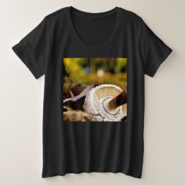 Nog steeds een paddenstoel waar is Alice? T-shirt