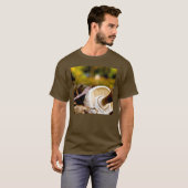 Nog steeds een paddenstoel waar is Alice? T-shirt (Voorkant volledig)