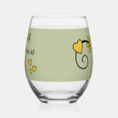 Nog steeds geweldig bij 70 naam groen geel wijnglas zonder voet (Links)