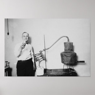 Nog steeds in beslag genomen Moonshine - Verbod op Poster