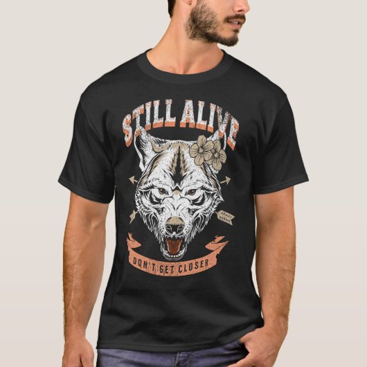 Nog steeds leeft niet meer in Tatoo Funny Wolf T-shirt (Voorkant)