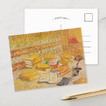 Nog steeds leven met Franse romans | Vincent Van G Briefkaart<br><div class="desc">Nog steeds leven met Franse romans en Glass met een Roos (1887) van de Nederlandse postimpressionist Vincent Van Gogh. Het originele kunstwerk is een olie op canvas die een stapels boeken in warme gele tonen afschildert. Gebruik de ontwerphulpmiddelen om douanetekst toe te voegen of het afbeelding te personaliseren.</div>