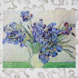 Nog steeds leven met Irises door Vincent van Gogh Legpuzzel<br><div class="desc">Nog steeds: Vase met Irises door Vincent van Gogh is een kunstpost van impressionisme, maar het schilderen van florale natuur blijft leven. Een bouquet van lavender bebaarde irisbloemen uit een lentuin. De vaas is gevormd als een pitcher en vol liefde en romance paarse bloei. Over de kunstenaar: Vincent Willem van...</div>