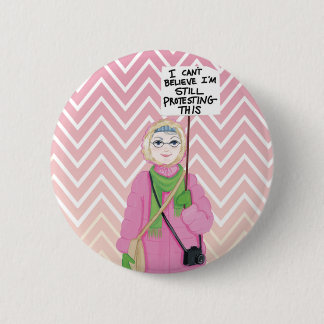 Nog steeds protest ronde button 5,7 cm